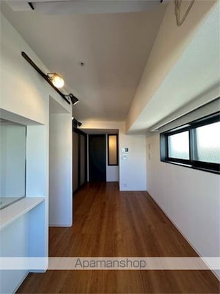 ＺＯＯＭ信濃町[1LDK/43.34m2]のリビング・居間