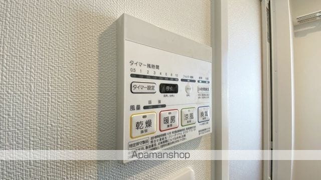 INITIA KUWADACHOの内装写真