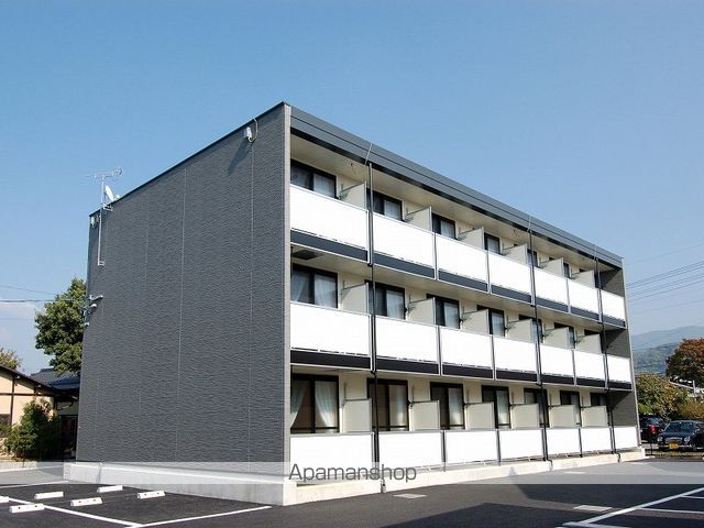 レオパレスブリエ オーブの外観写真
