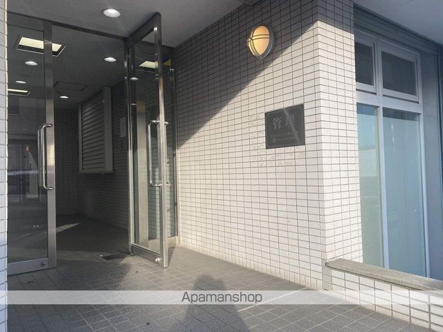 カーサディ北柏の玄関写真