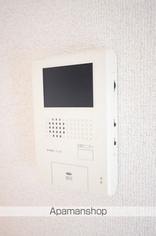 メゾネット椿 中棟の内装写真