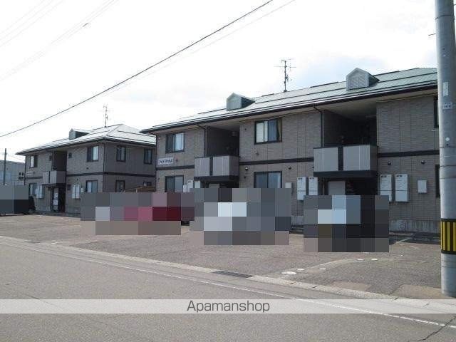 シャンド・フルール Aの外観写真