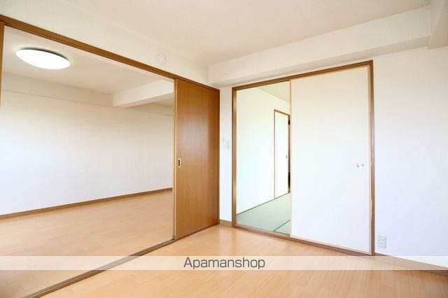 LEGENDの内装写真