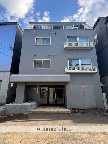円山プレイス