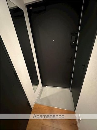 ＺＯＯＭ信濃町[1LDK/41.39m2]の玄関