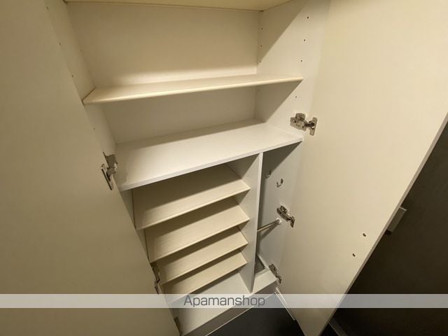 ファステート大阪ベースシティの内装写真