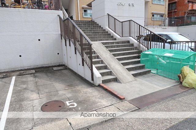 パピヨン香流の玄関写真