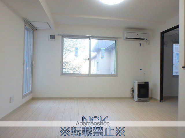 クローバー円山南の内装写真