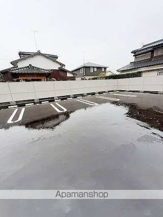 リエールみやき[1LDK/37.97m2]の駐車場