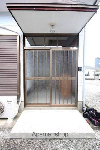 日豊本線 三股駅 徒歩13分 1階建 築32年の玄関写真
