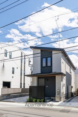 西武鉄道新宿線 井荻駅 徒歩15分 2階建 築1年の外観写真