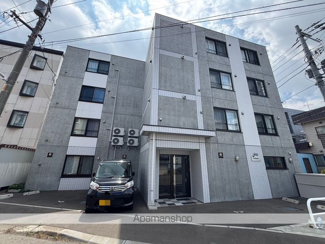 グランルーブル札幌の外観写真