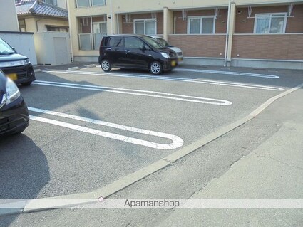 長野県長野市大字大豆島[1LDK/42.71m2]の駐車場