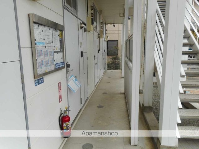 レオパレス川島の玄関写真