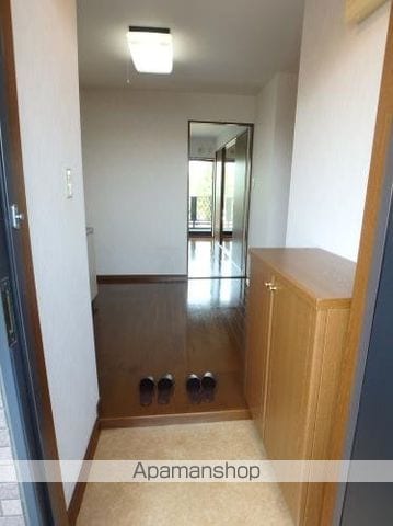 クレストの内装写真