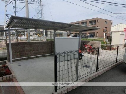 和歌山県和歌山市津秦[1R/32.94m2]の共用部