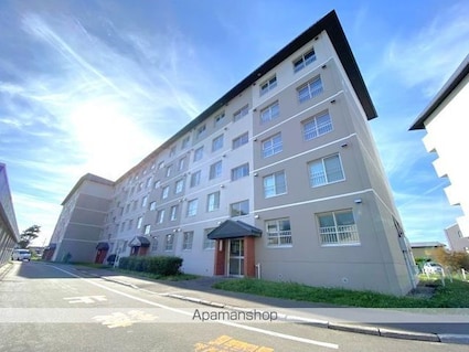 ヴィラナリー函館６号棟（ヴィラナリーハコダテロクゴウトウ[3DK/61.12m2]の外観2