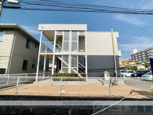 レオパレスブランはじめの外観写真