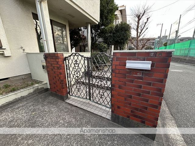 荏田西5丁目貸家の玄関写真