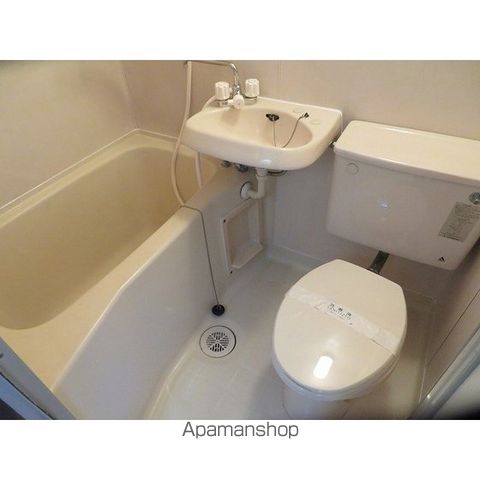 エバーグレース西府の内装写真