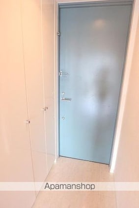 ドゥーエ南麻布[1R/31.18m2]の玄関