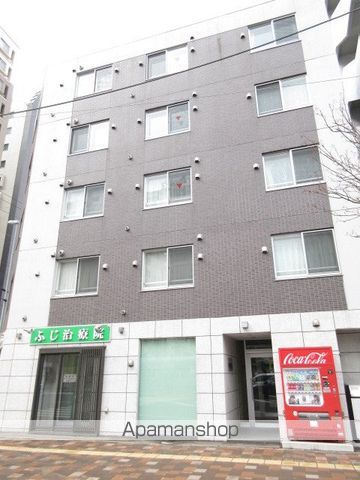 エヴァンスコート南1条の外観写真