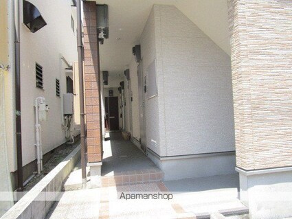 東京都中野区本町６丁目[1R/10.11m2]のエントランス