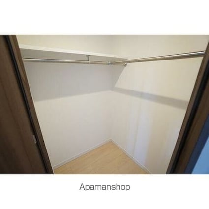 Ｌａ　Ｄｏｕｃｅｕｒ志賀本通Ⅱ[1K/28.98m2]の収納