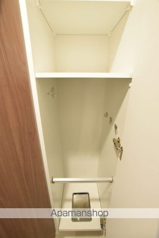 プレイス知事公館前の内装写真