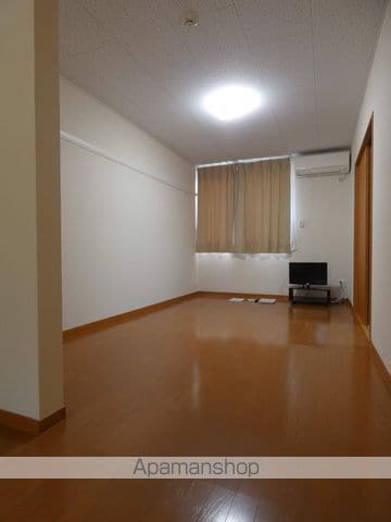 レオパレスシャルマン上の内装写真