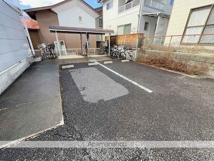 レオパレスＳＡＫＵＲＡ[1K/23.18m2]の駐車場1