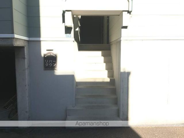 リバータウンの玄関写真
