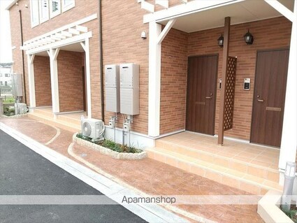 和歌山県和歌山市西浜[1LDK/50.42m2]のエントランス