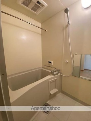 サンヒルズＡ・Ｂ・Ｃ棟[2LDK/58m2]のバス