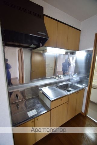 ハイエスト6条の内装写真