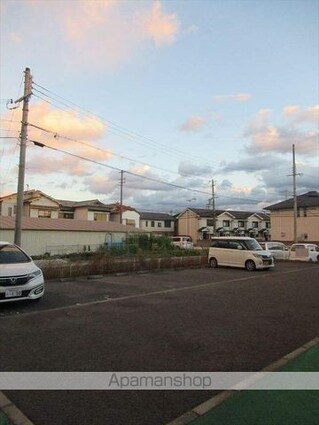 ｊｏｌｉ　ｃｏｕｒ　Ｂ[3LDK/65.98m2]の駐車場1