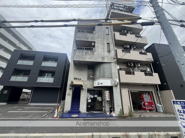 SNビルの外観写真