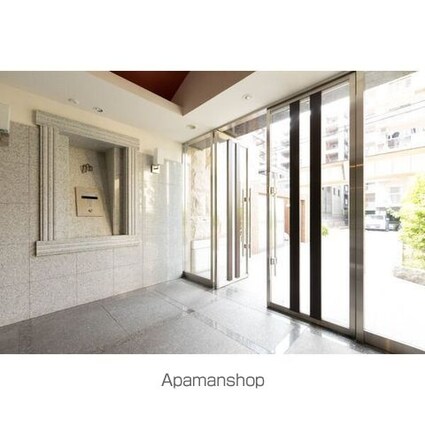 プレサンス泉アーバンゲート[1K/20.16m2]のロビー1