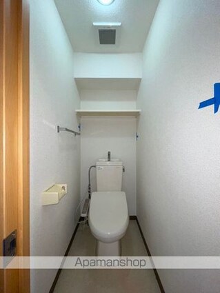 東京都新宿区片町[1DK/33.3m2]のトイレ