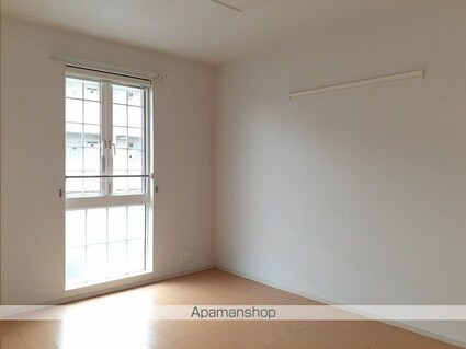 ローレルパーク[2LDK/57.21m2]のリビング・居間2