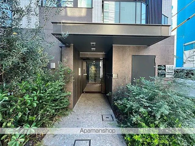 プライムアーバン菊川の玄関写真