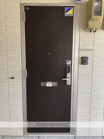エムアンドエス白山浦の玄関写真