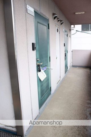 第一旭ビルの玄関写真