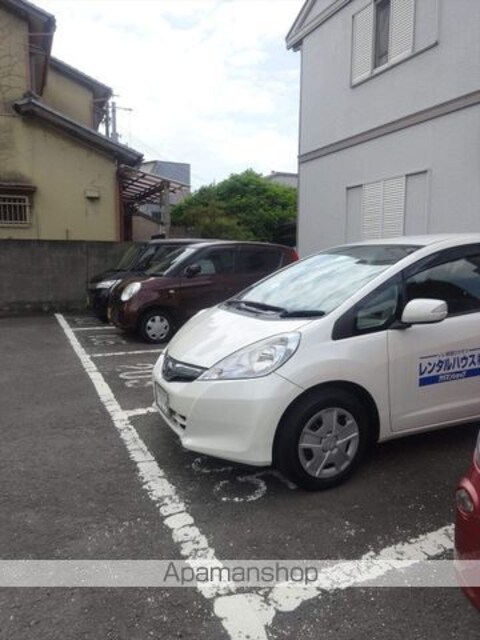 和歌山県和歌山市今福２丁目[3LDK/62.8m2]の駐車場1
