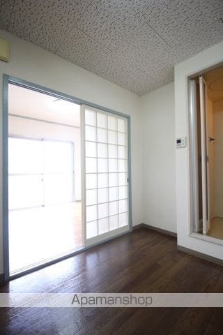 ロイヤル神田の内装写真