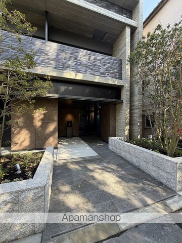 GEOENTFUKUSHIMANODARESIDENCEの玄関写真