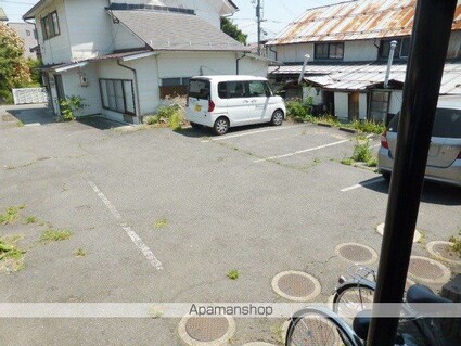 ソレイユ長野[1K/17.75m2]の駐車場