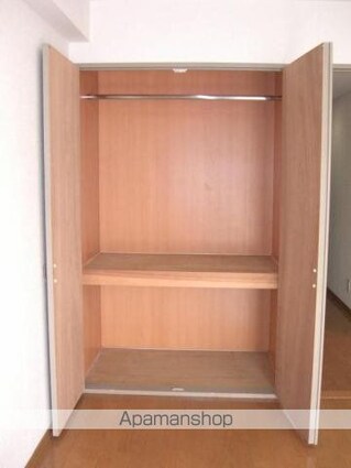 ロイヤルアットハイツ[1K/30.4m2]の収納