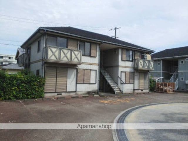 フジパレス高知 B棟の外観写真