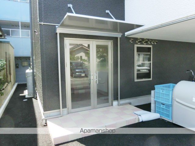 プリマベーラVIの玄関写真